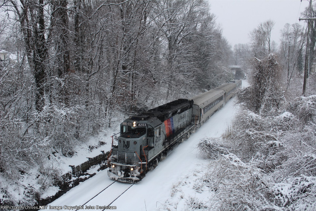 NJT 4203